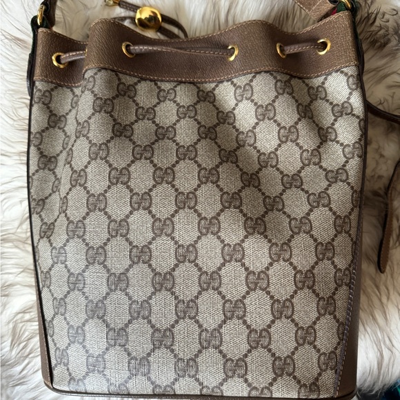 Gucci Ophidia Bucket Bag - Picture 11 of 16